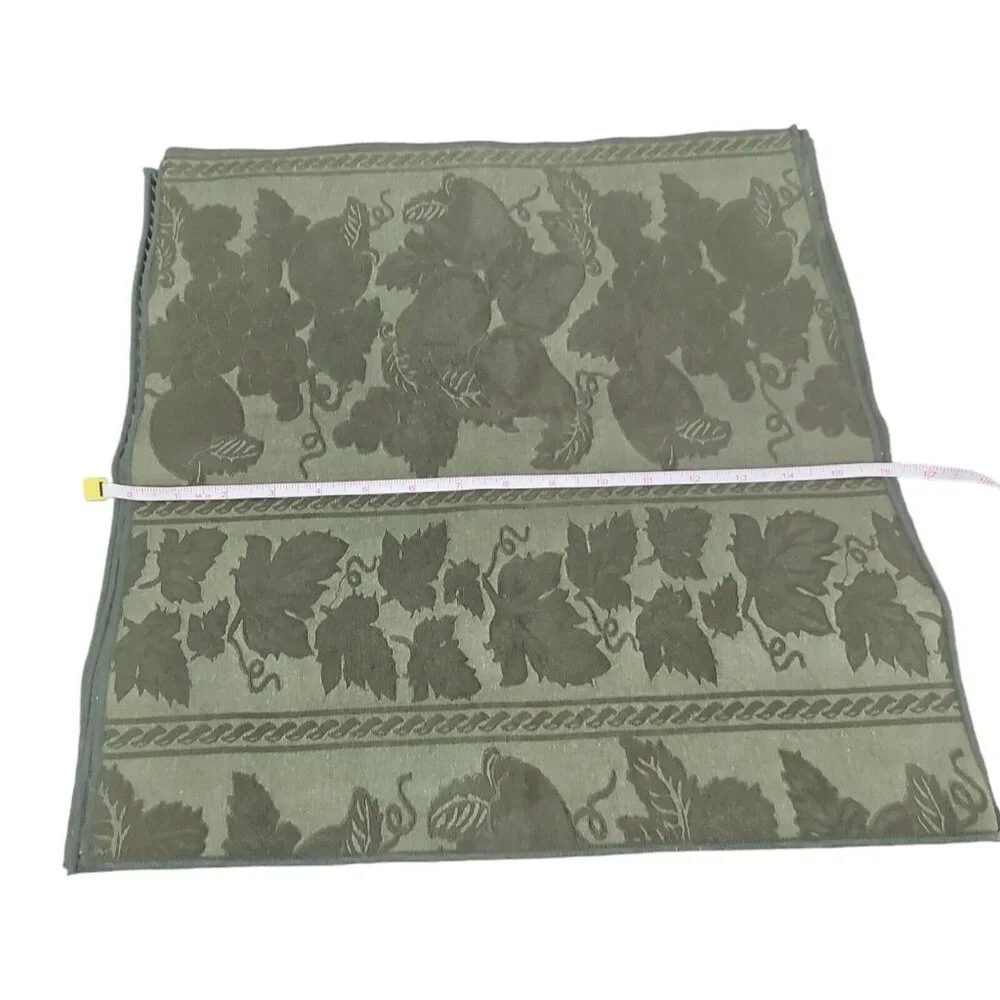 Vtg Green Cloth Napkins Jacquared Satin 16